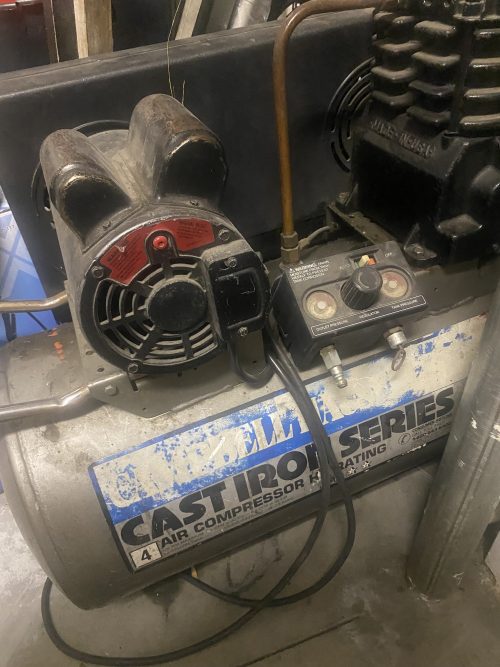 Cast Iron Series 4-Gallon Air Compressor